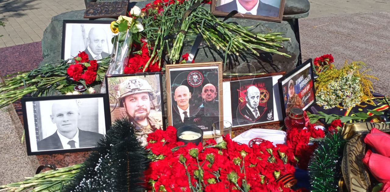 Сколько погибших вагнера. Мемориал ЧВК Вагнер в Москве.